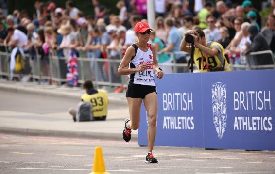 Zatürreye yakalanan Barış Arduç'un gençliğini oynayan Yiğit Öztürk sosyal medyayı salladı - Resim: 2