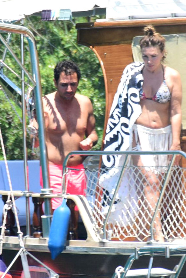 Seren Serengil gazetecilere ve görümcesine kin kustu - Resim: 1