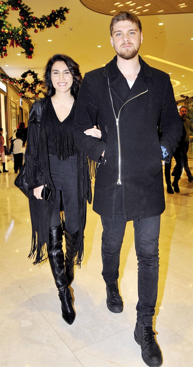 Serenay Aktaş ve İdris Nebi Taşkan kol kola görüntülendi - Resim: 1