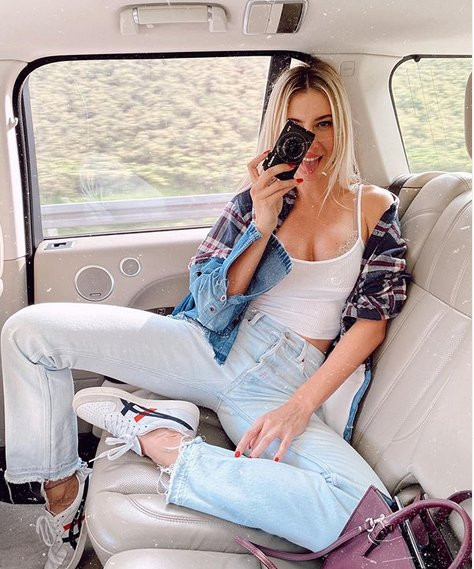 Şeyma Subaşı: Sütyenimin danteli gözüküyor, bilerek bu pozu verdim - Resim: 1