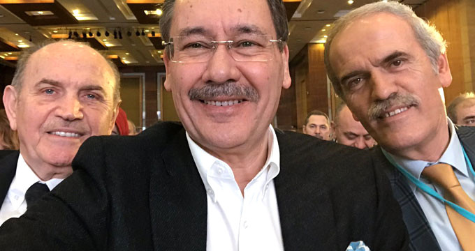 Sosyal medya Melih Gökçek'in bu tweetini konuşuyor - Resim: 1