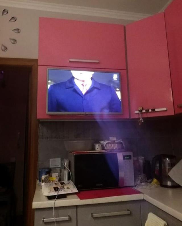 Rus Haber Kanalı Putin Konuşurken Kafasını Kesti - Resim: 2