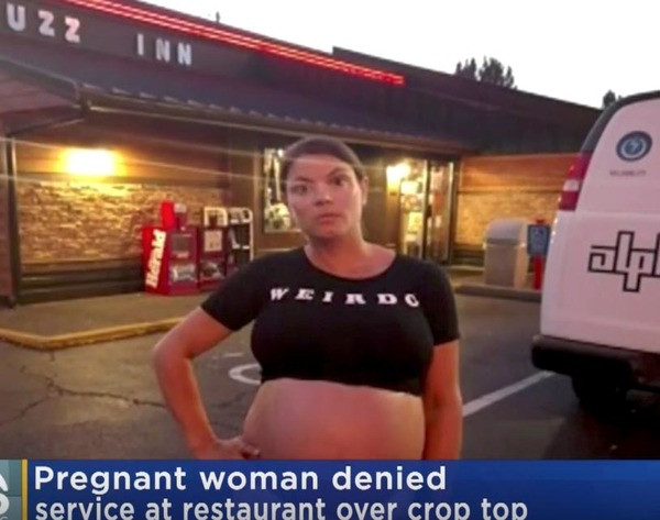 Hamile kadının restorana girmesine izin vermediler, şoka girdi - Resim: 1