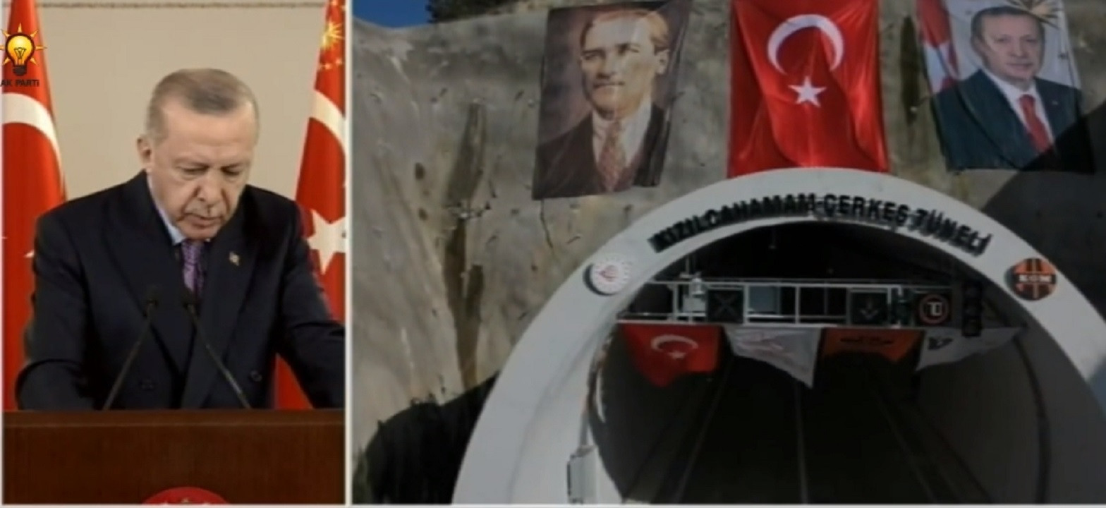 Erdoğan'dan Bakan'a Canlı Yayında Fırça: Sıcak Asfalt Olmamış..