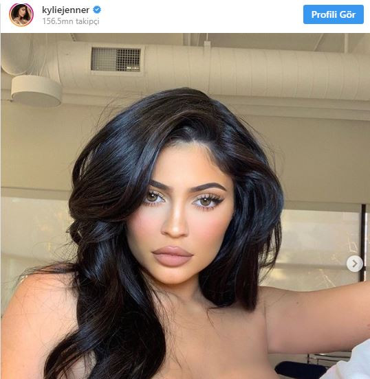 2020 trendleri: Jenner dudakları ve Kim Kardashian kalçası artık moda değil - Resim: 8