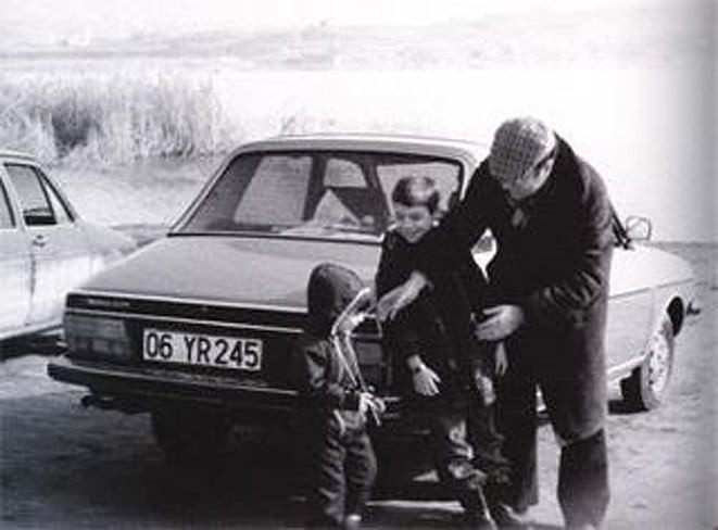 Uğur Mumcu 26 yıl önce bugün katledildi: Vurulduk ey halkım, unutmaz bizi! - Resim: 3