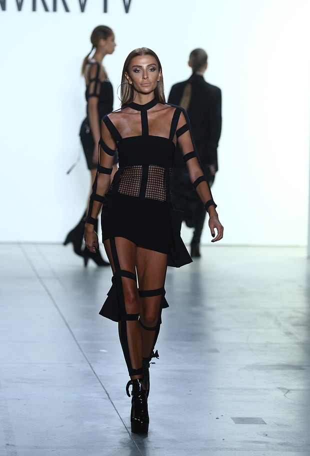 New York modanın cool çocuğu Hakan Akkaya'yı ayakta alkışladı - Resim: 2