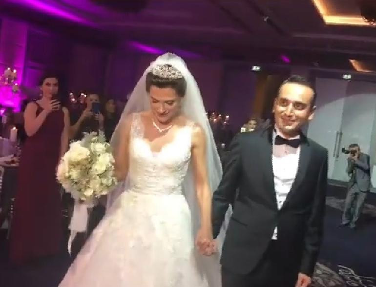 Ünlü spikerler dünyaevine girdi! NTV’den TRT'ye gelin gitti - Resim: 1