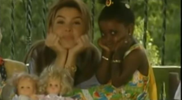 Webo'ya destek veren Gülben Ergen yıllar önceki ırkçı gafıyla gündemde - Resim: 2