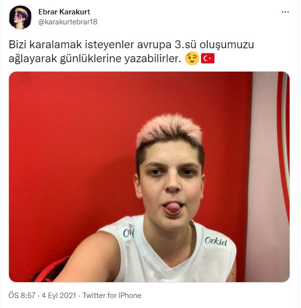 Ebrar Karakurt'tan Flaş Paylaşım: Bizi Karalamak İsteyenler... - Resim: 1