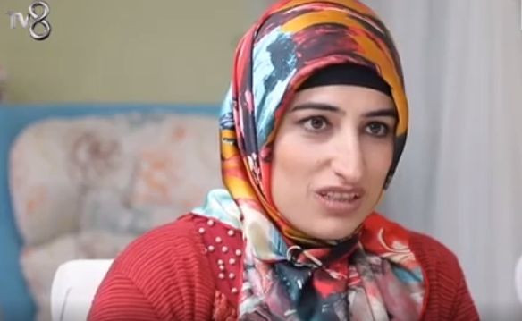 Yemekteyiz'de Sevda Hanım programa oyuncak bebeğiyle katıldı - Resim: 1