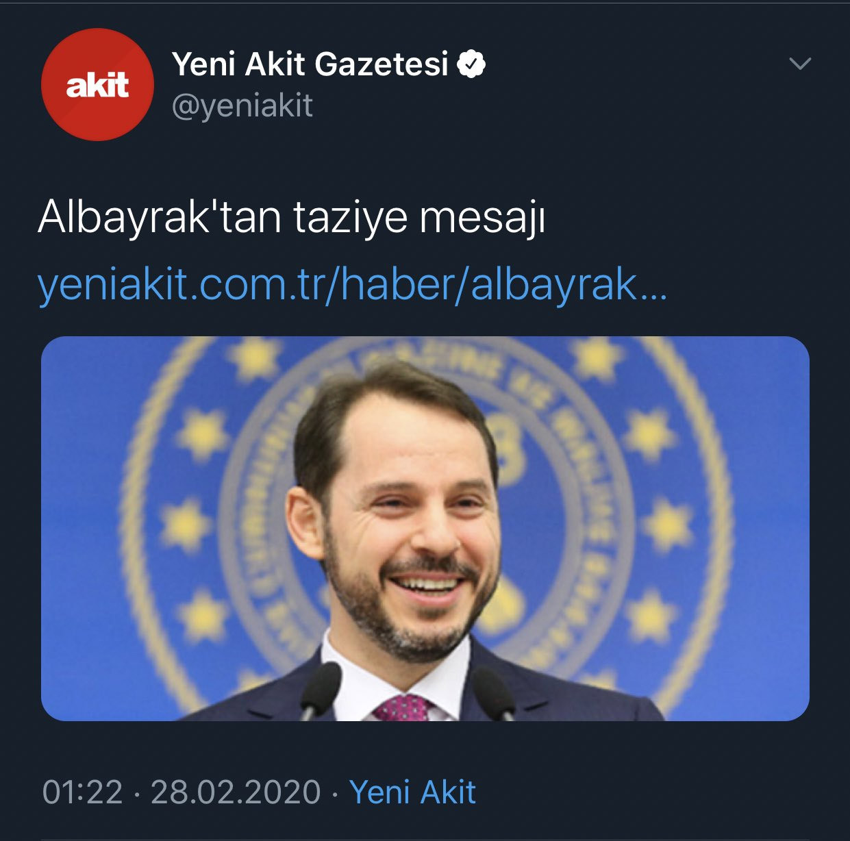 Yeni Akit'in şehit haberi için kullandığı gülümseyen Berat Albayrak paylaşımına tepki yağdı - Resim: 1
