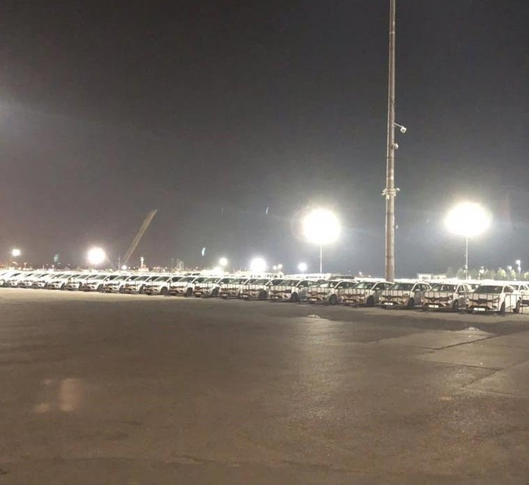 İBB'nin kiraladığı yüzlerce araç gece yarısı Yenikapı'ya getirildi - Resim: 1