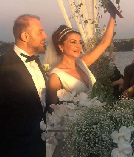 Kalbimdeki Deniz oyuncusu Zeynep Aydemir ile Tarık Şarlıgil evlendi - Resim: 3